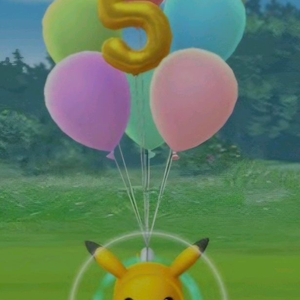 포켓몬고 풍선피카츄 이로치구매합니다 이미지