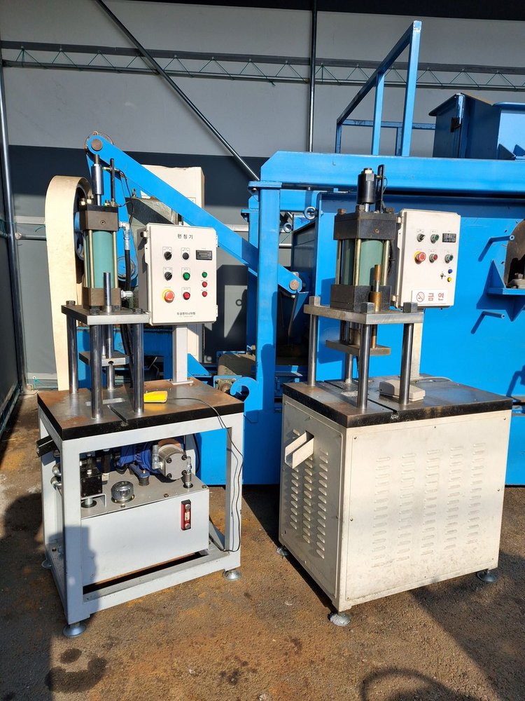 유압프레스 유압펀칭기 이미지
