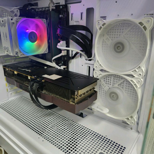 게이밍PC 판매 i5 12400F RTX 3070Ti 화이트 감성 케이스 신품급 이미지