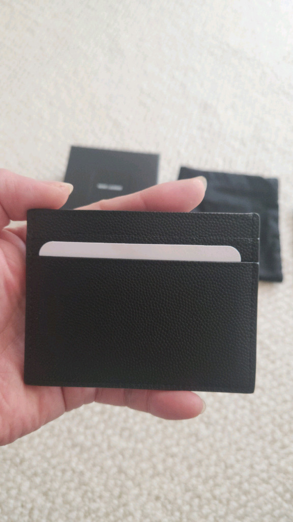 생로랑 그랑 드 뿌드르 엠보스드 레더 파리 카드 케이스 블랙 이미지