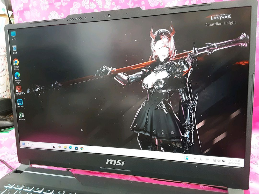 게이밍노트북 MSI 사이보그 15 A12VF RTX4060 12세대 144Hz 이미지