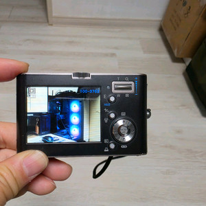 삼성 VLUU NV3 디지털카메라 팔아요 이미지