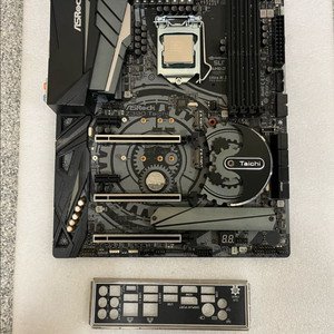 인텔 i9 9900k / z390 타이치 wifi 처분 (택포함) 이미지