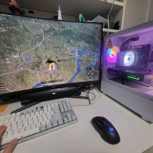 RTX5060 고사양 게이밍 컴퓨터 AS 2년이상 남음 이미지