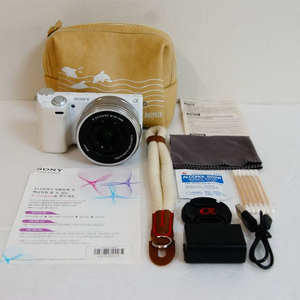 [소니] NEX-5T 화이트 미러리스카메라팝니다. 이미지