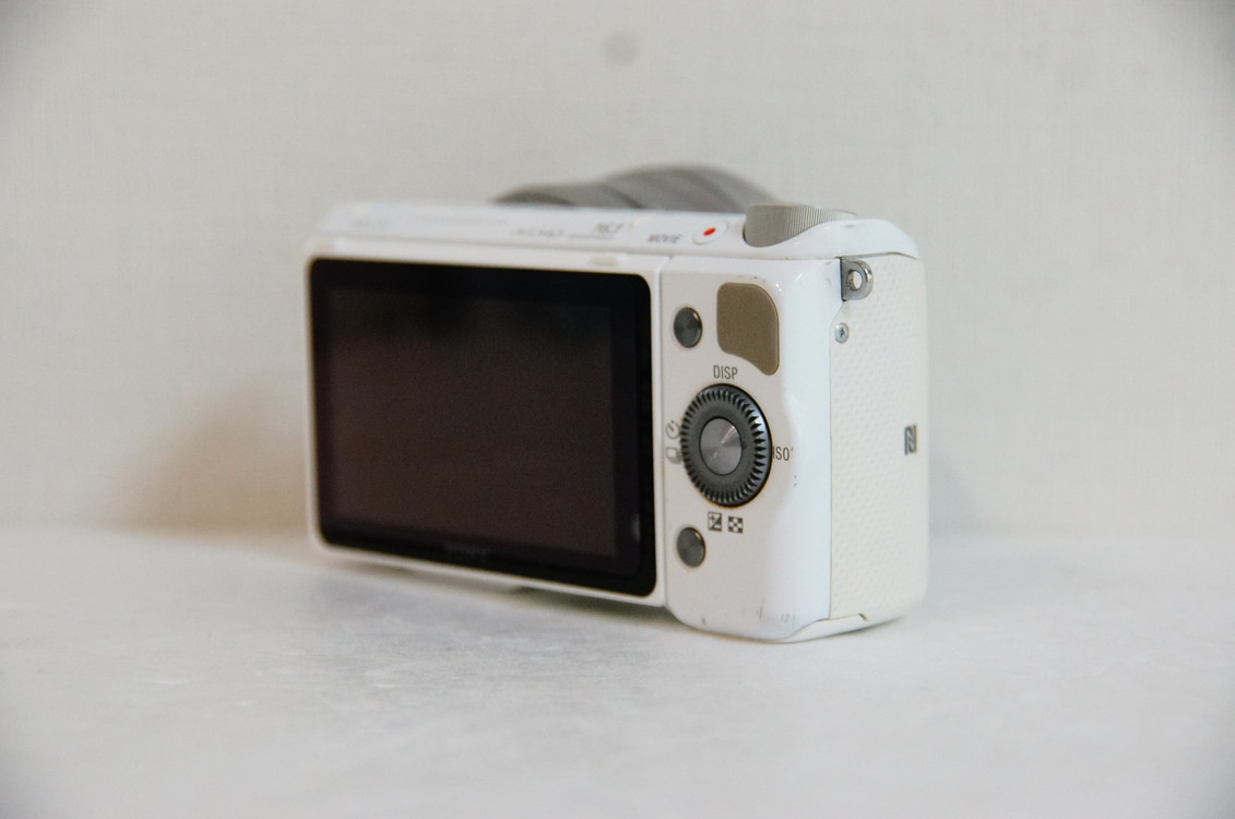 [소니] NEX-5T 화이트 미러리스카메라팝니다. 이미지