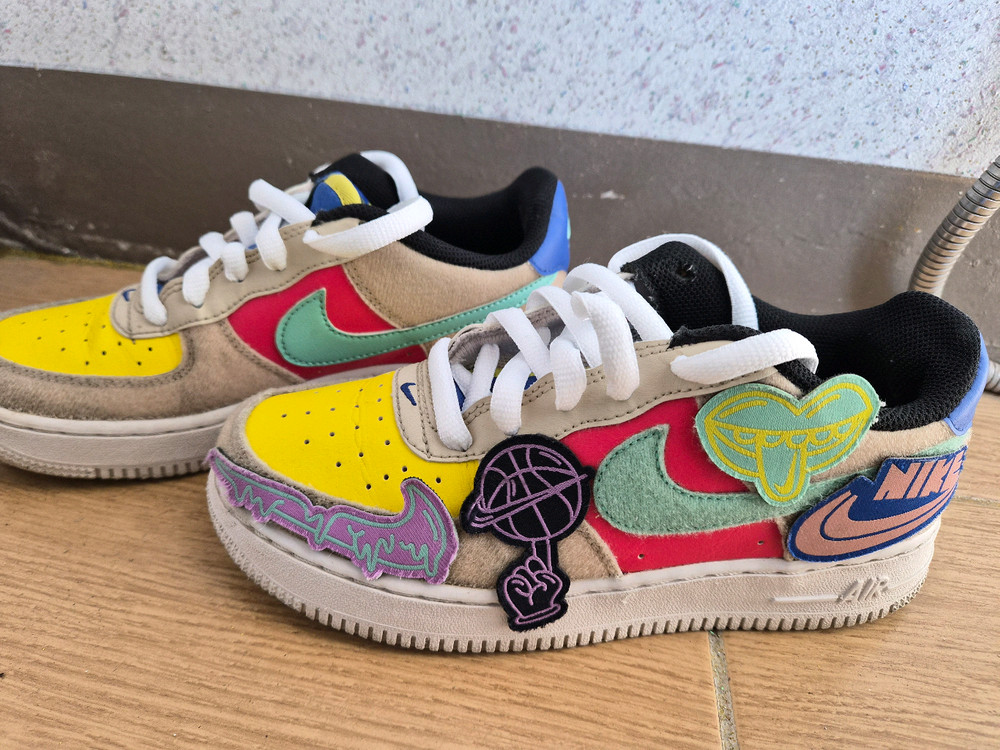 나이키 주니어 신발.235mm&230mm사이즈(택포) 이미지