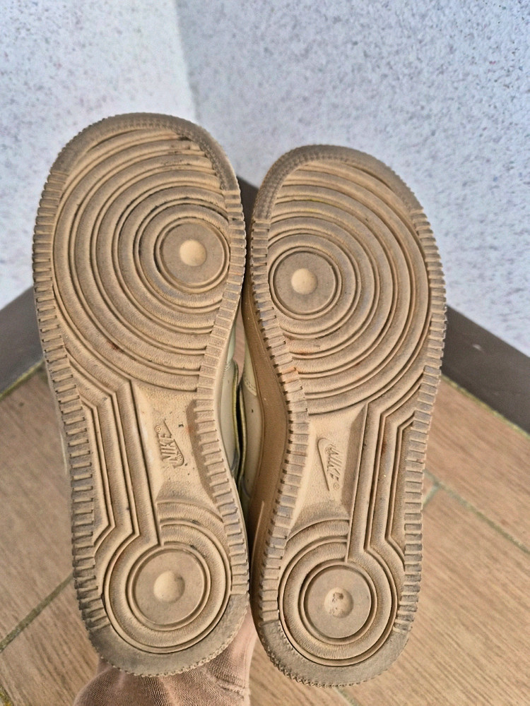 나이키 주니어 신발.235mm&230mm사이즈(택포) 이미지