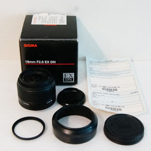 [소니용] 시그마 19mm F2.8 EX DN 광각 단렌즈팝니다. 이미지