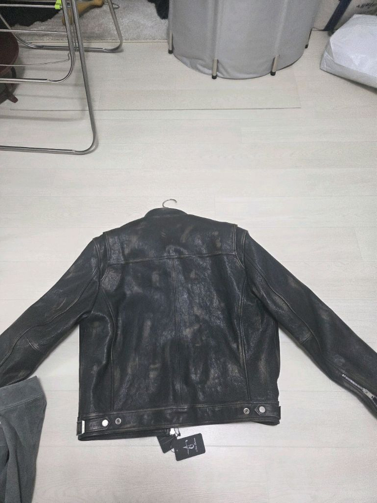 느와르라르메스 남성 가죽자켓 이미지