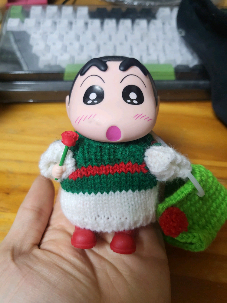 인형뽑기로 뽑은 짱구템 판매합니다. 이미지