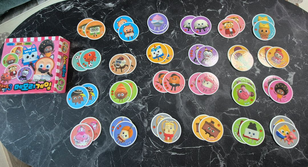 티니핑 메모리게임2개.옥토넛1개 ,브레드이발소1개 세게국기1개총 5종 이미지