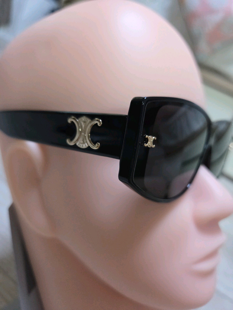 셀린느 트리옹프 선글라스 새상품(케이스 있음) 이미지