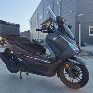 혼다 포르자350 23년 4만 배달세팅완 바이크 판매합니다. 이미지