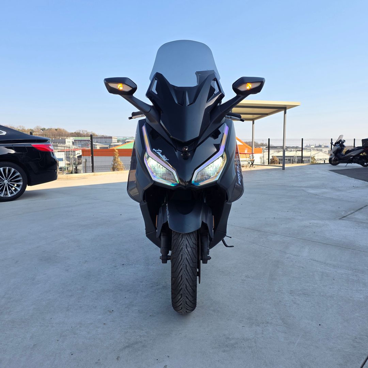 혼다 포르자350 23년 4만 배달세팅완 바이크 판매합니다. 이미지