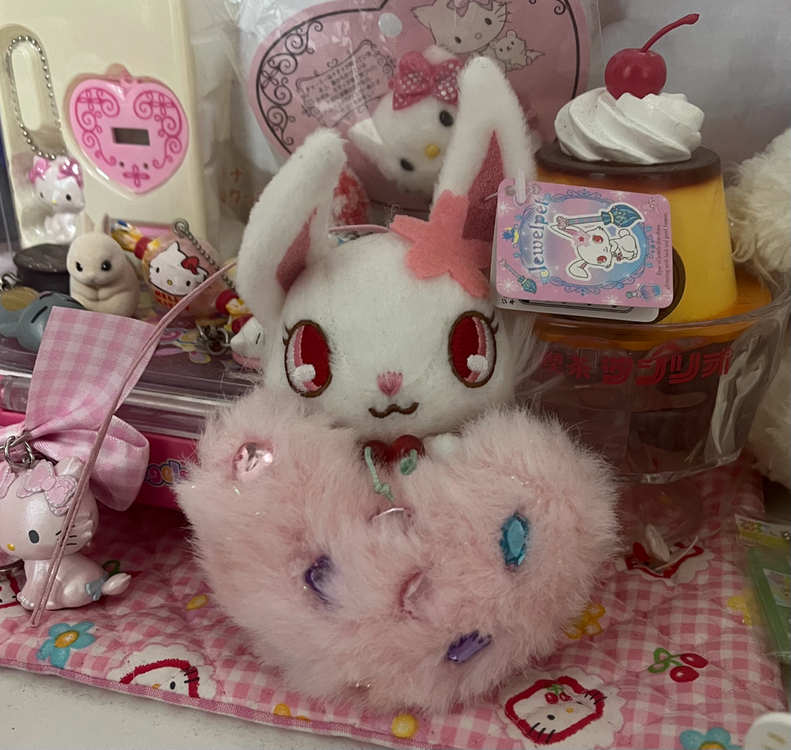 고전 쥬얼펫 루비 하트 큐빅 보석 폼폼이 키링 스트랩 산리오 산엑스 갸루 이미지