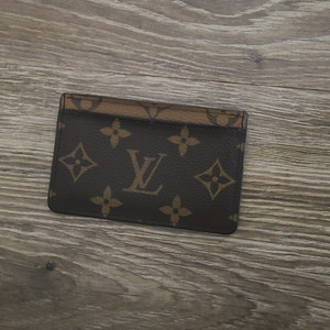 루이비통 모노그램 리버스 카드지갑 명품지갑반지갑프라다디올셀린느샤넬톰브라운고야드에르메스생로랑 이미지