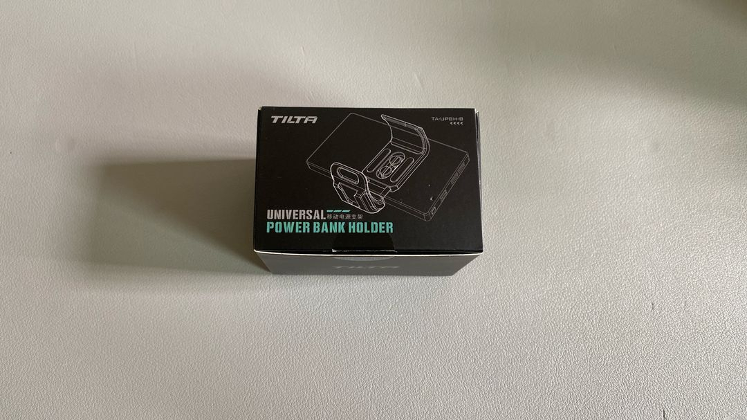 BMPCC 6K PRO + 케이지 + 보조배터리 판매합니다. 이미지