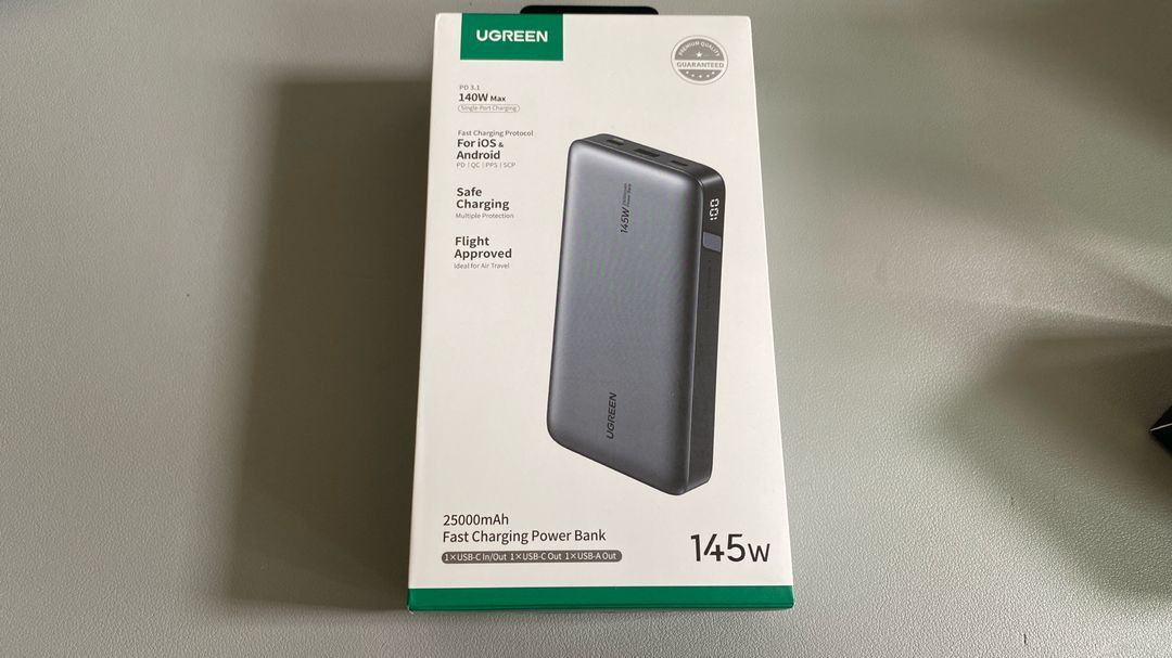 BMPCC 6K PRO + 케이지 + 보조배터리 판매합니다. 이미지