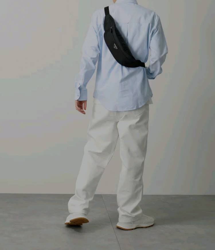 프라다 벨트백 힙색크로스백숄더백테수토호보백가방백팩구찌루이비통디올샤넬생로랑셀린느에르메스버버리로로피아나델보 이미지