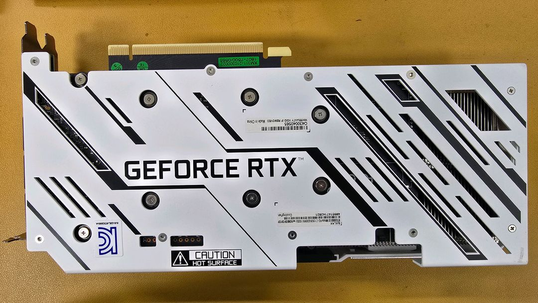 갤럭시 RTX 3060 EX 12GB 화이트 그래픽카드 이미지