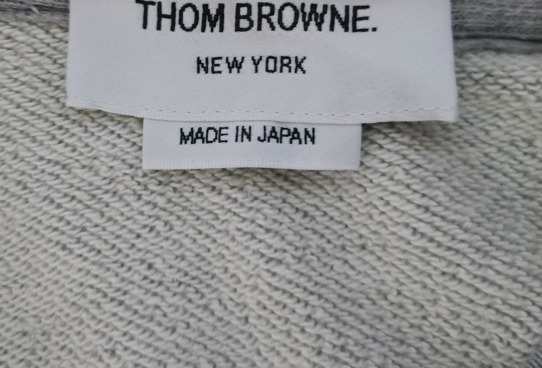 톰브라운 맨투맨 엔지니어드스웻셔츠명품가디건니트패딩자켓구찌루이비통프라다디올셀린느에르메스로로피아나몽클레어스톤아일랜드 이미지