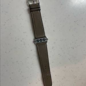 애플워치 에르메스 45mm 싱글투어 이미지