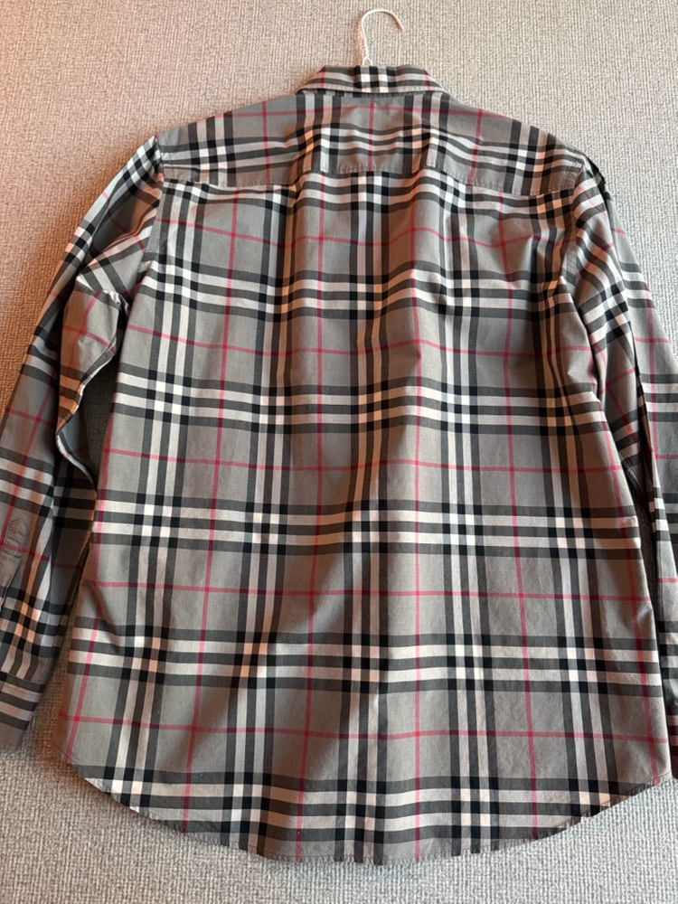 버버리 남성 체크 셔츠 판매 이미지