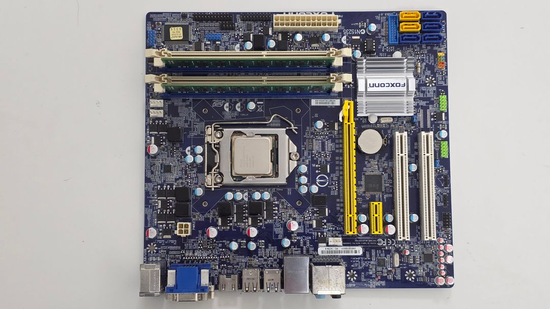 CPU: i7-3770 + MB: Foxconn H67M + RAM: DDR3 16GB 이미지