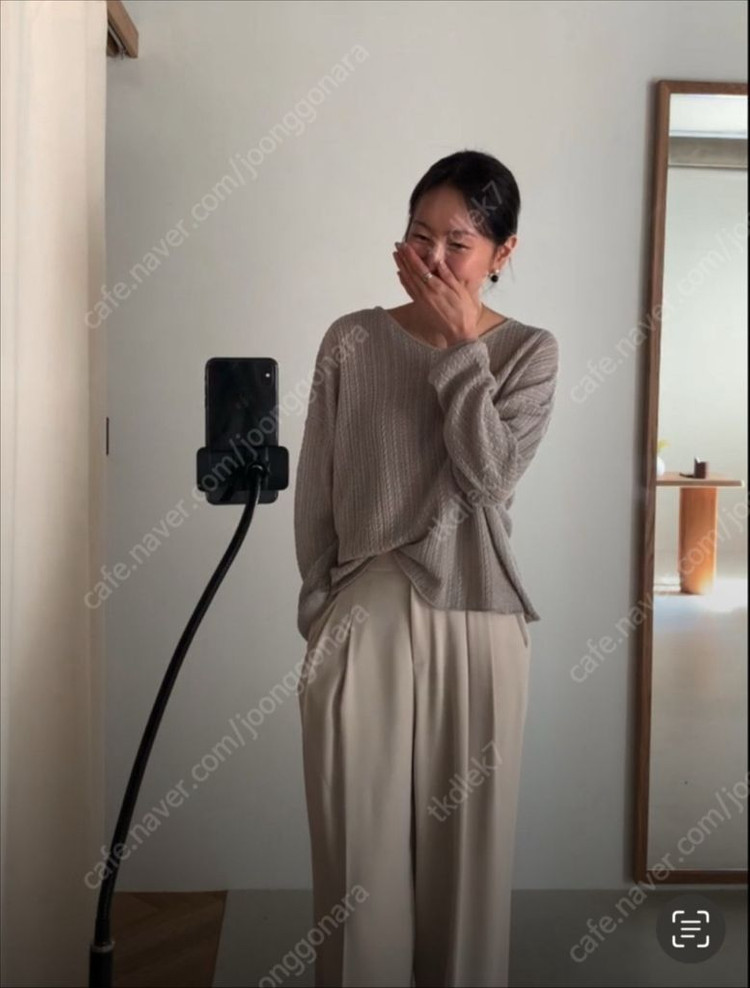 시에 트위들 리넨 브이넥 니트 미스티 그레이 이미지