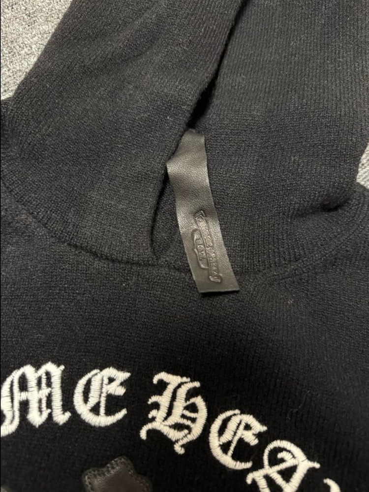 [XL] 크롬하츠 세메터리 크로스 레더 패치 캐시미어 후드 니트 블랙 이미지