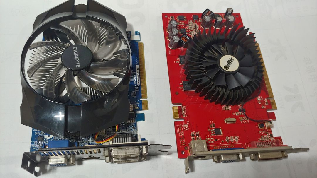 고장 구형 그래픽카드 2종 (GTX650,7600GT) 팝니다.. 이미지