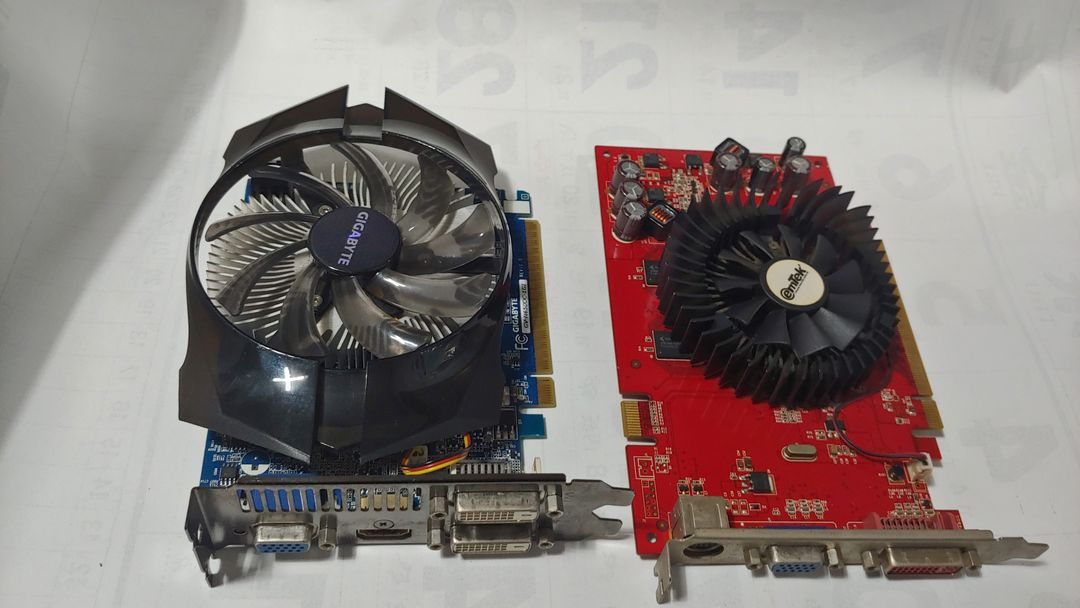 고장 구형 그래픽카드 2종 (GTX650,7600GT) 팝니다.. 이미지