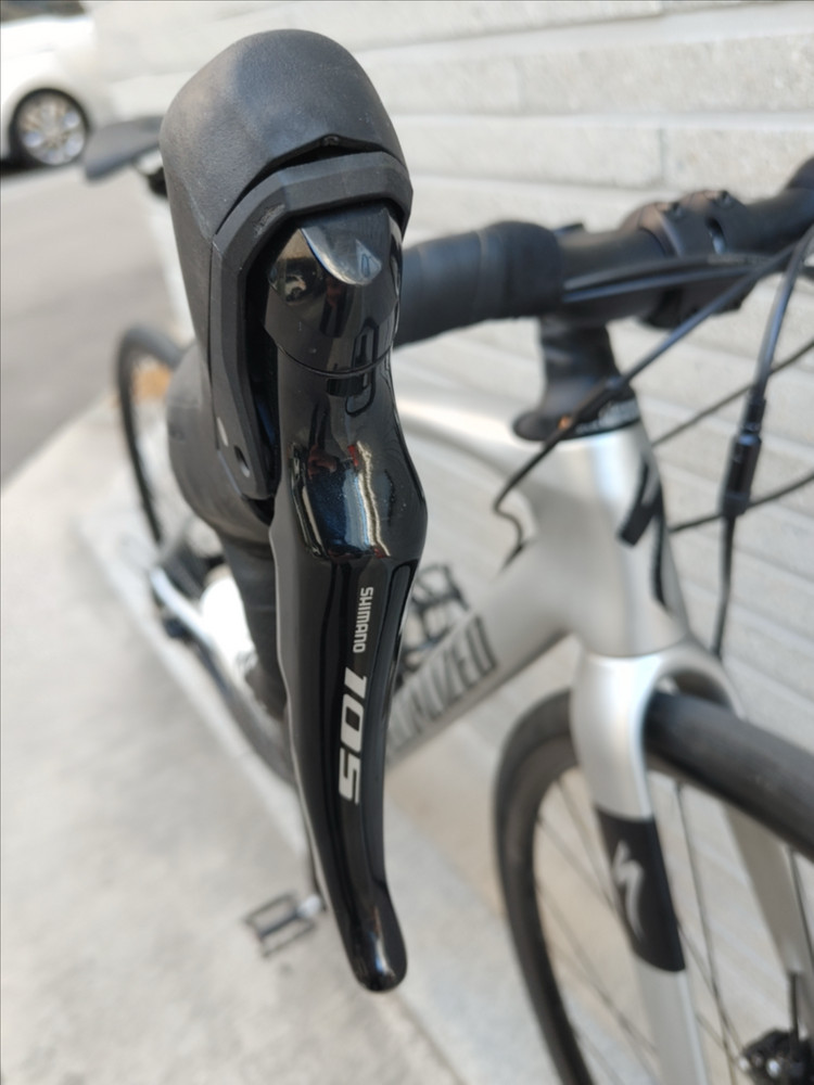 10회미만주행 21년 스페셜라이즈드 루베 스포츠 디스크 카본 로드자전거 52사이즈 팔아요. 이미지