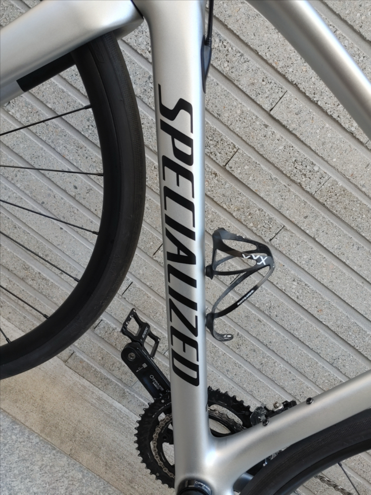 10회미만주행 21년 스페셜라이즈드 루베 스포츠 디스크 카본 로드자전거 52사이즈 팔아요. 이미지