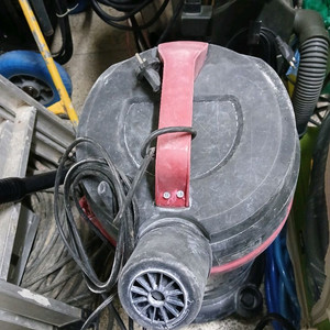 업소용청소기 .건식. 습식고장 이미지