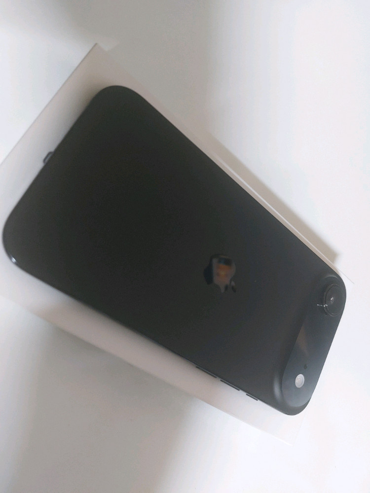 아이폰17에어 256GB 자급제 이미지