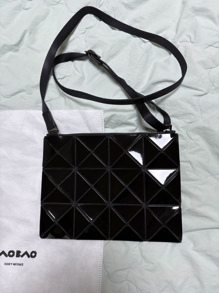 바오바오백 루센트 미니 크로스백 3x4 이미지