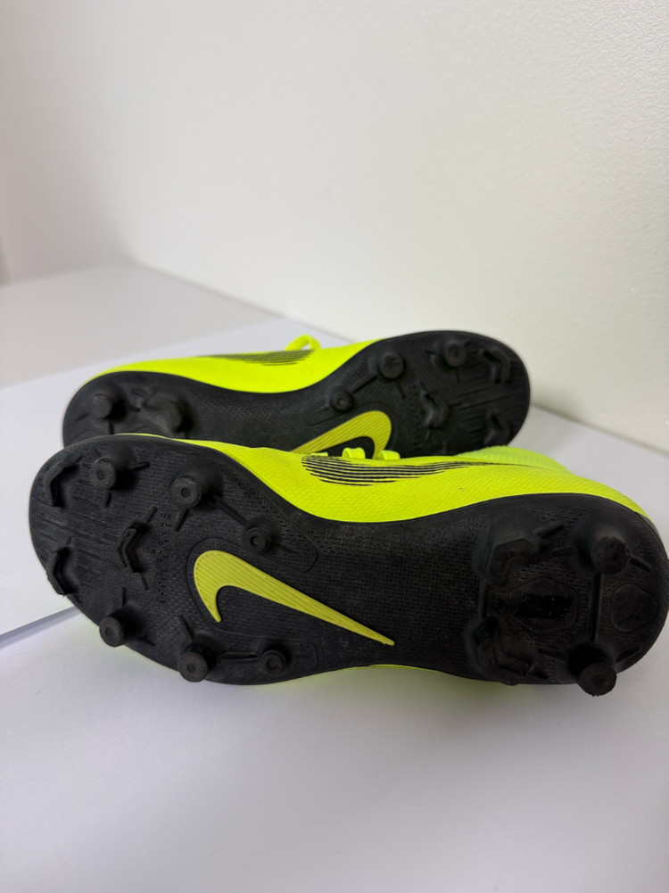 나이키 키즈 머큐리얼 축구화 205 이미지