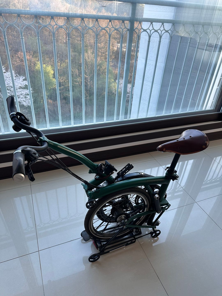 브롬톤 C라인 M6R 레이싱그린(22년식 / 23년식) 개별 및 일괄 판매합니다 이미지