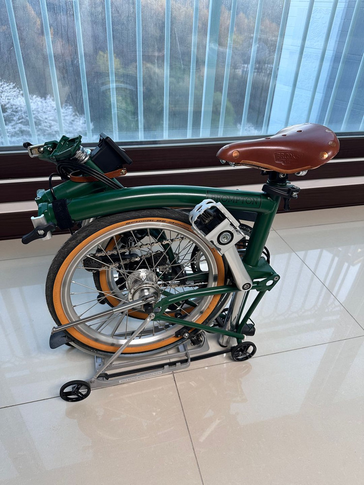 브롬톤 C라인 M6R 레이싱그린(22년식 / 23년식) 개별 및 일괄 판매합니다 이미지