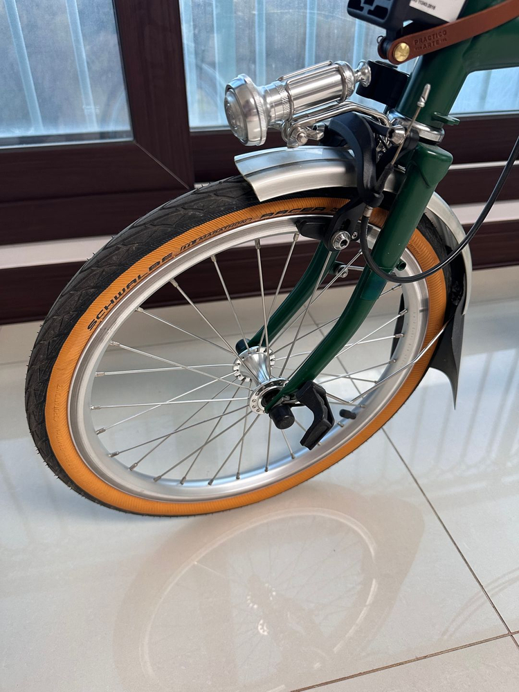 브롬톤 C라인 M6R 레이싱그린(22년식 / 23년식) 개별 및 일괄 판매합니다 이미지