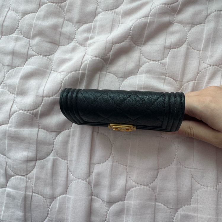 샤넬 보이플랩 카드지갑 이미지