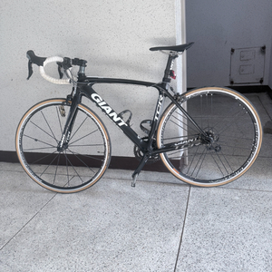 자이언트 TCR 로드자전거(캄파놀로 샤말 울트라) 이미지