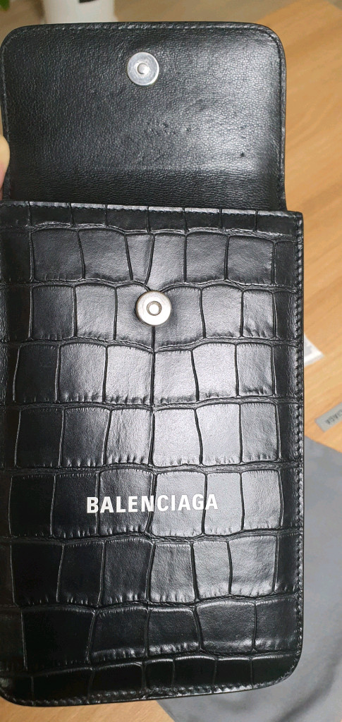 발렌시아가 폰홀더백/크로스백 정품S급(감정O)구찌프라다루이비통디올고야드샤넬셀린느보테가생로랑버버리가방 이미지