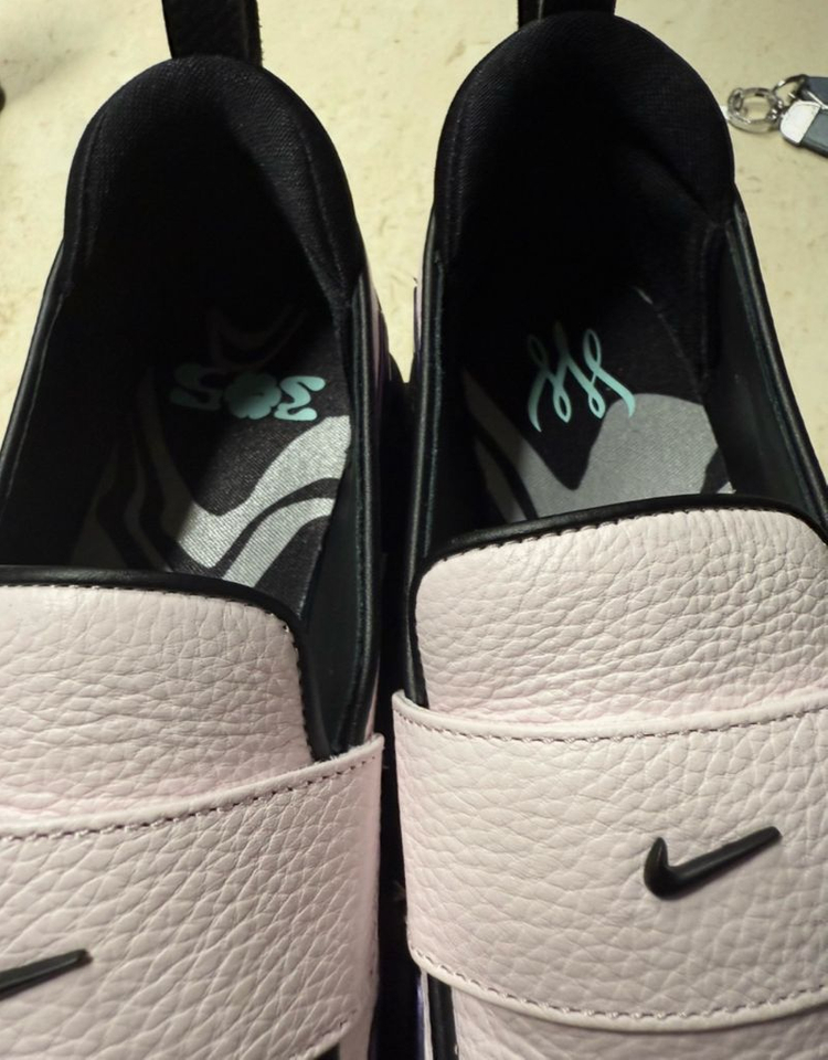 나이키 로퍼 에어맥스 페노메나 270 팝니다 이미지