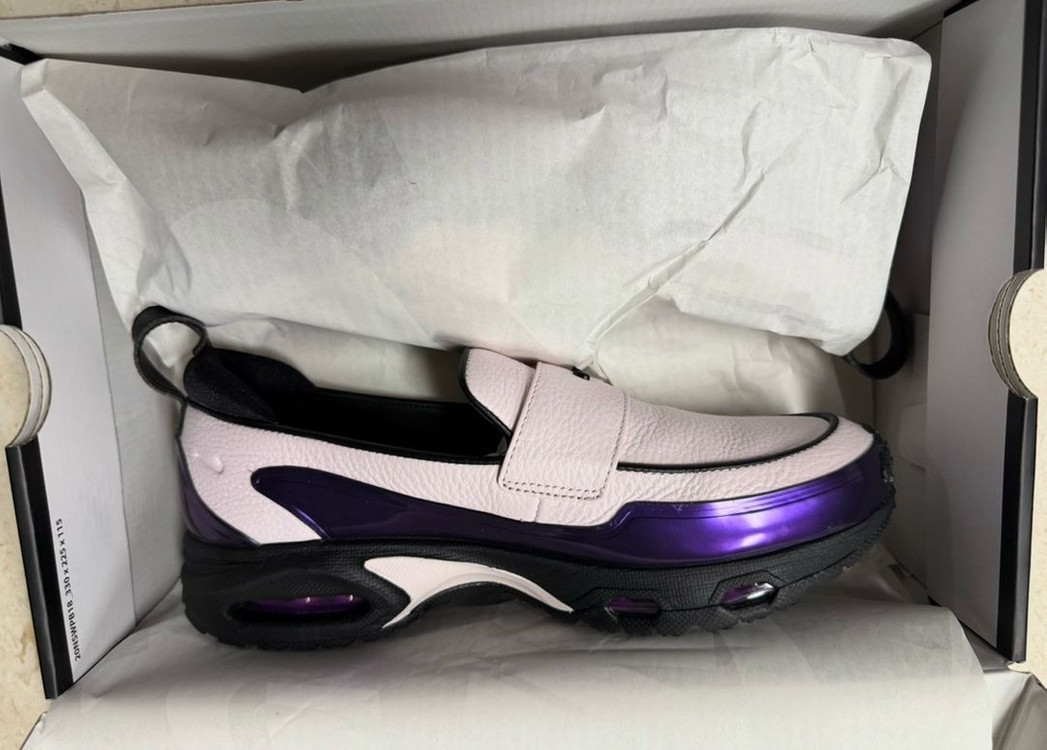 나이키 로퍼 에어맥스 페노메나 270 팝니다 이미지