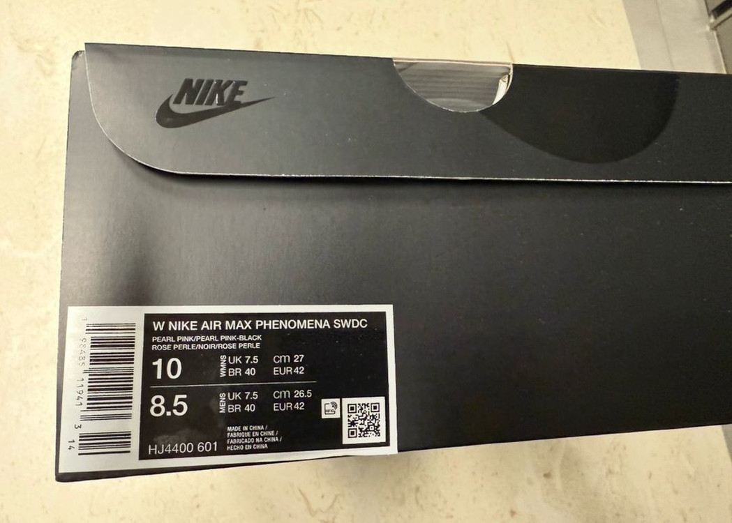 나이키 로퍼 에어맥스 페노메나 270 팝니다 이미지