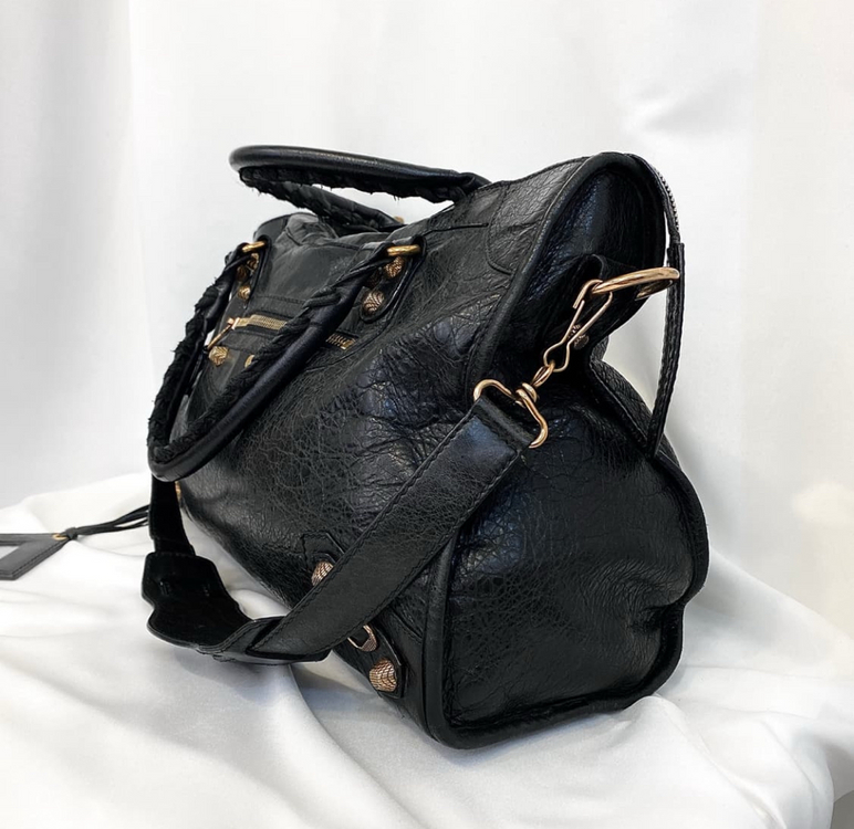 발렌시아가 모터백 블랙 이미지