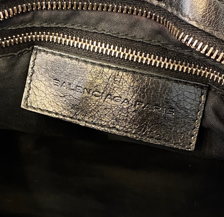 발렌시아가 모터백 블랙 이미지